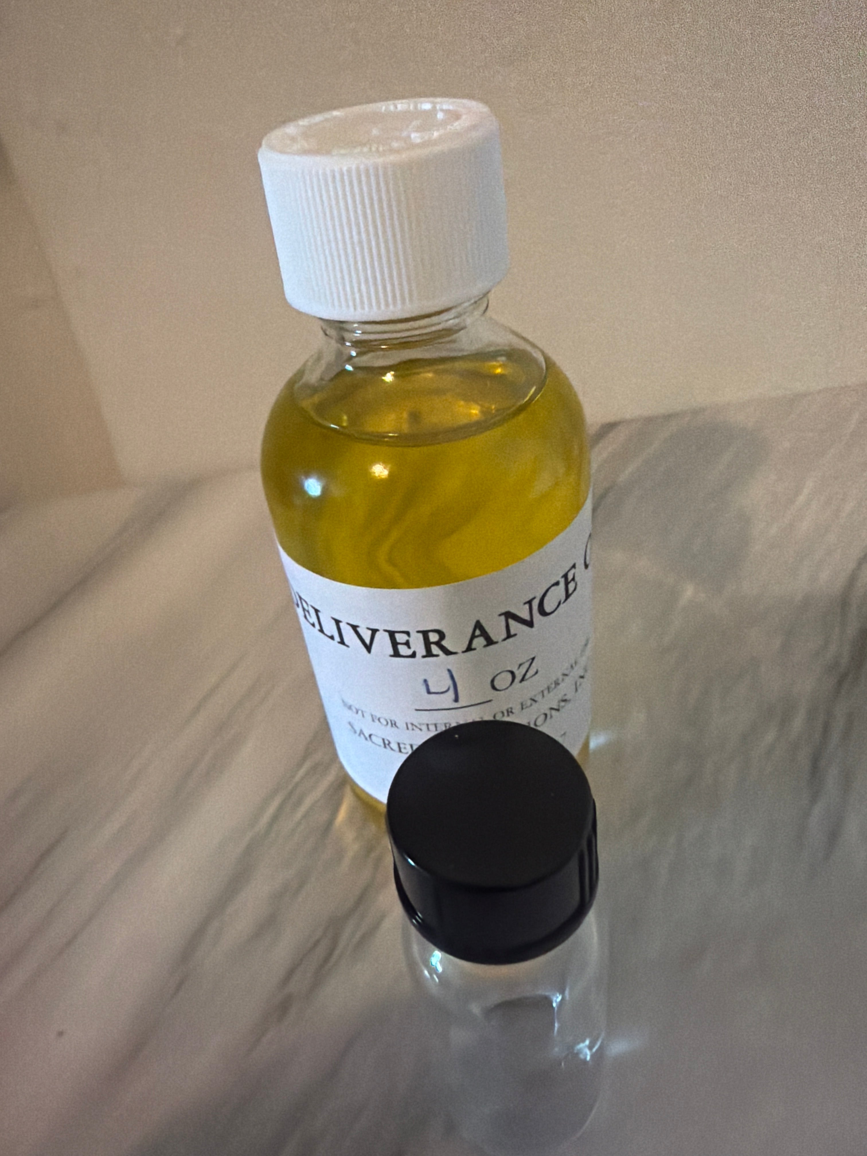 Oil dantor ,Freda ‘grann st Anne bezyen oil tabak oil sante oil acacia oil lilac oil st michel oil commander oil mint oil st altagrace oil do mine oil st Jacques oil sage oil court oil bazilik oil galic oil Jasmine oil van oilvetiv oil camel