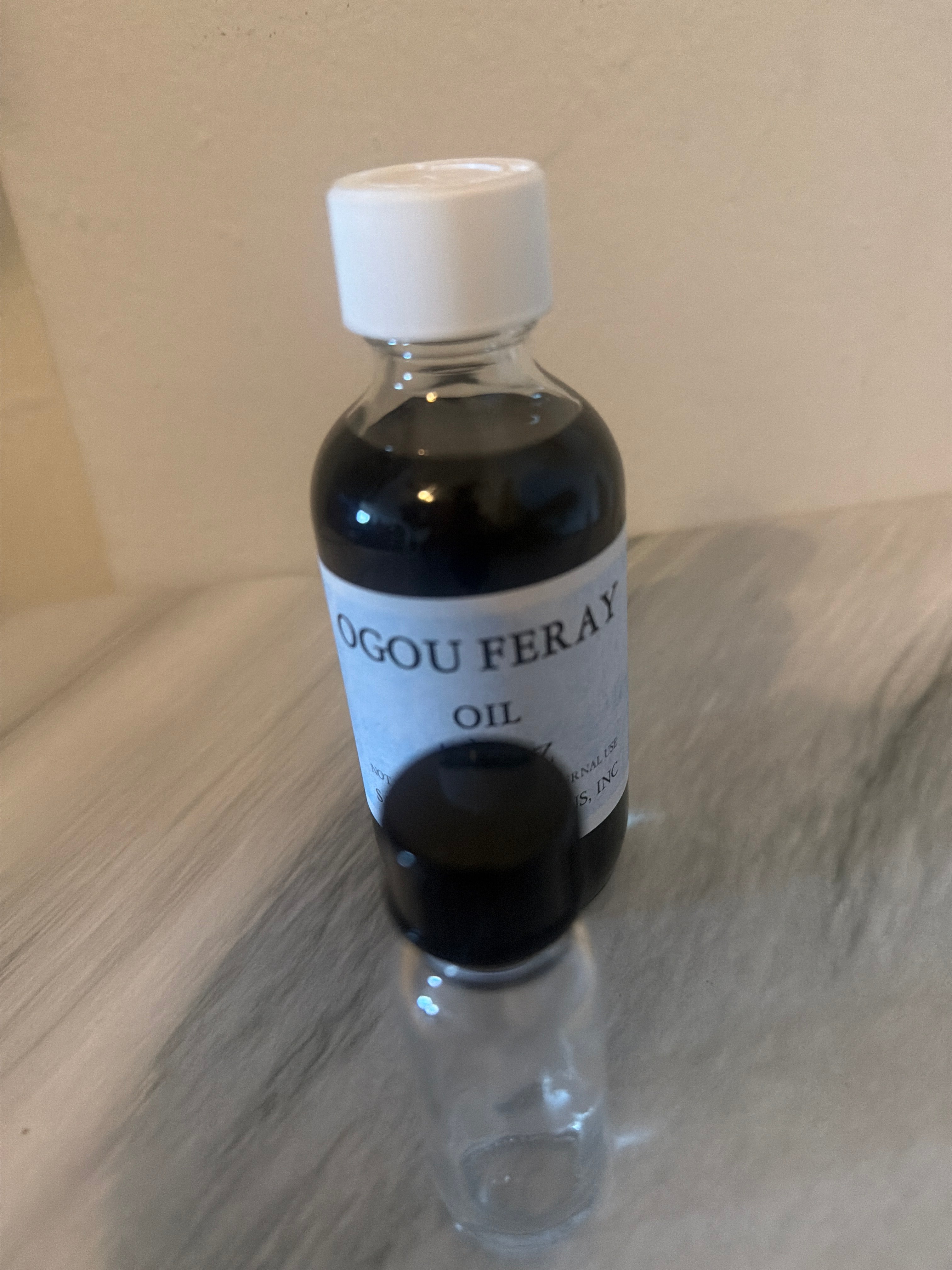 Oil dantor ,Freda ‘grann st Anne bezyen oil tabak oil sante oil acacia oil lilac oil st michel oil commander oil mint oil st altagrace oil do mine oil st Jacques oil sage oil court oil bazilik oil galic oil Jasmine oil van oilvetiv oil camel